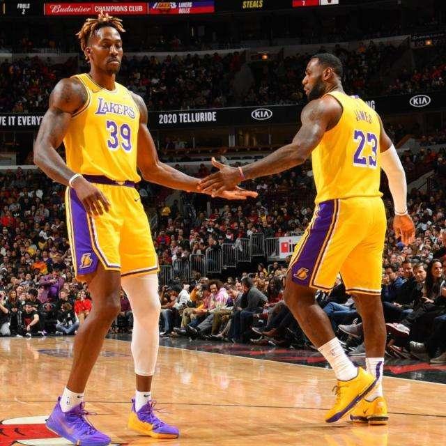 更是品牌与 更是品牌与